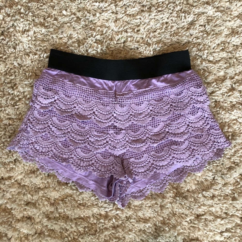 Umgee Lace Lavender Shorts